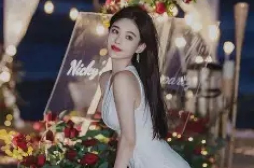 杨子带23岁新女友见91岁母亲铜钱盆抢镜黄圣依17年终是一场空 杨子带23岁新女友见91岁母亲铜钱盆抢镜黄圣依17年终是一场空